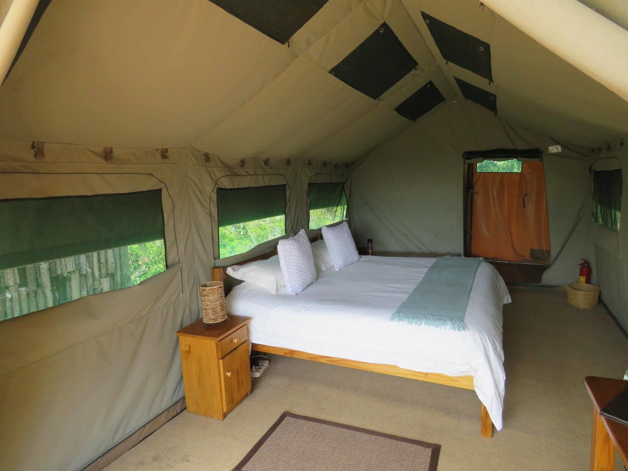 Woodbury Tented Camp - Amakhala Game Reserve Eksteriør billede